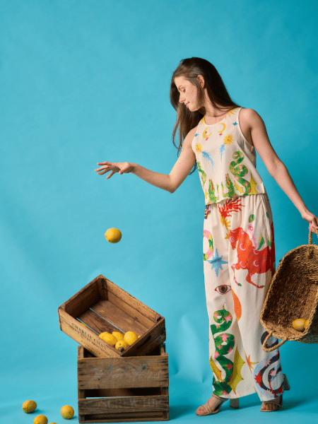 Wide-Leg Pants & Sleeveless Top Set with Multicolor Graphic Print